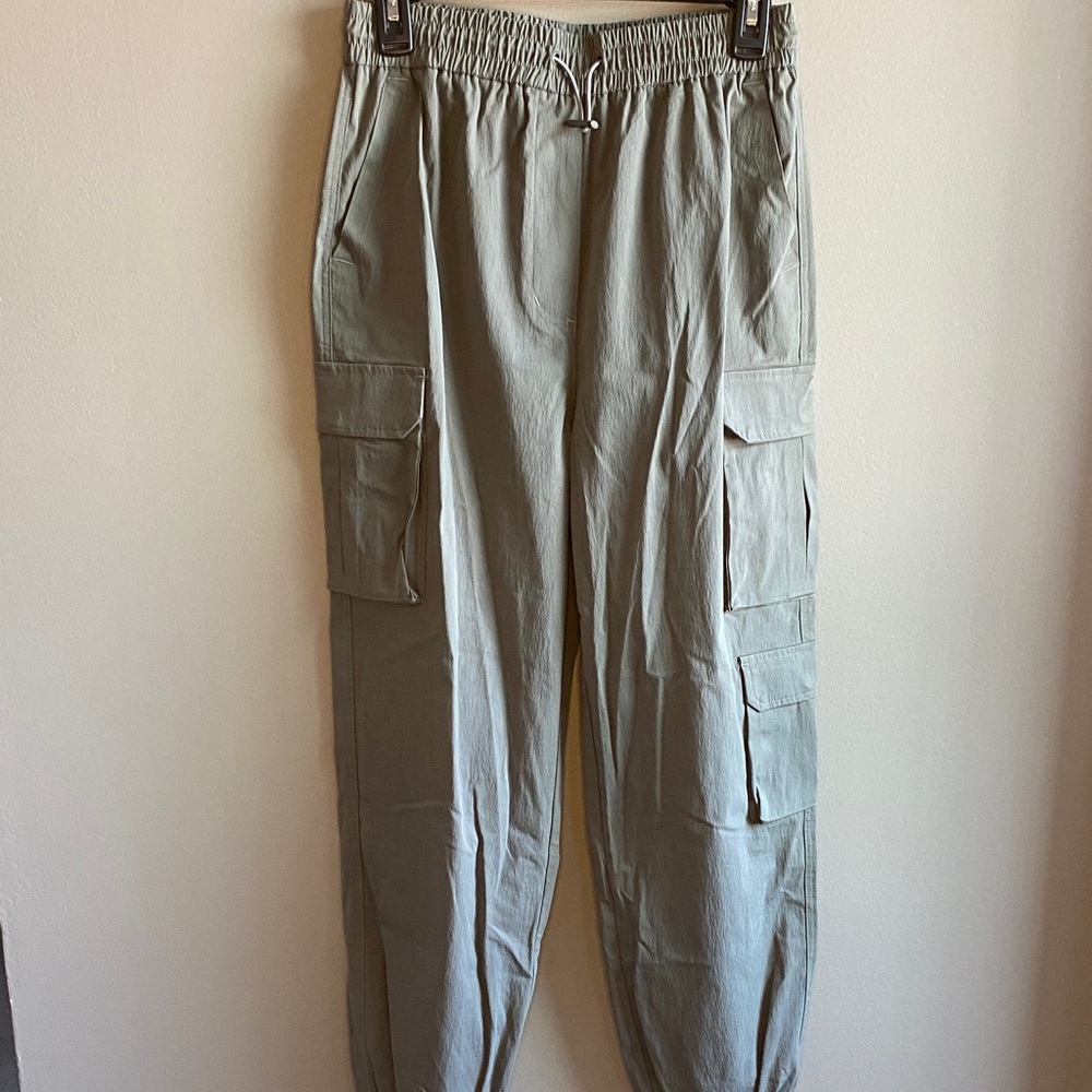 Oak + Fort Light Greenish-Grey Cargo Pants (Size S, EUC)
